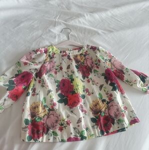 Baker by Ted Baker Red and Pink Floral Blouse NWOT